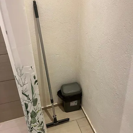 Mini 12- Meget Taet Pa Lego House Og Centrum Ubytování v soukromí Billund