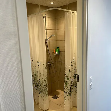 Mini 12- Meget Taet Pa Lego House Og Centrum Habitación en casa particular