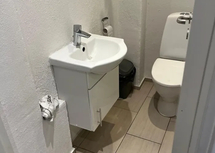 Mini 12- Meget Taet Pa Lego House Og Centrum 比隆